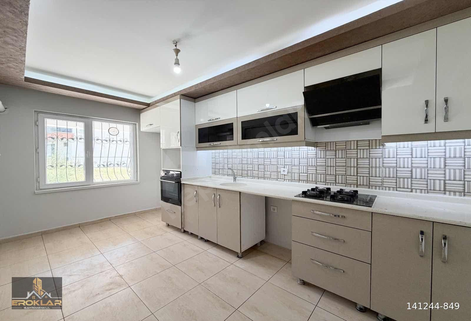 EROKLAR'DAN KARAKEÇİLİ CADDE PARALELİ FUL YAPILI MASRAFSIZ 4+1