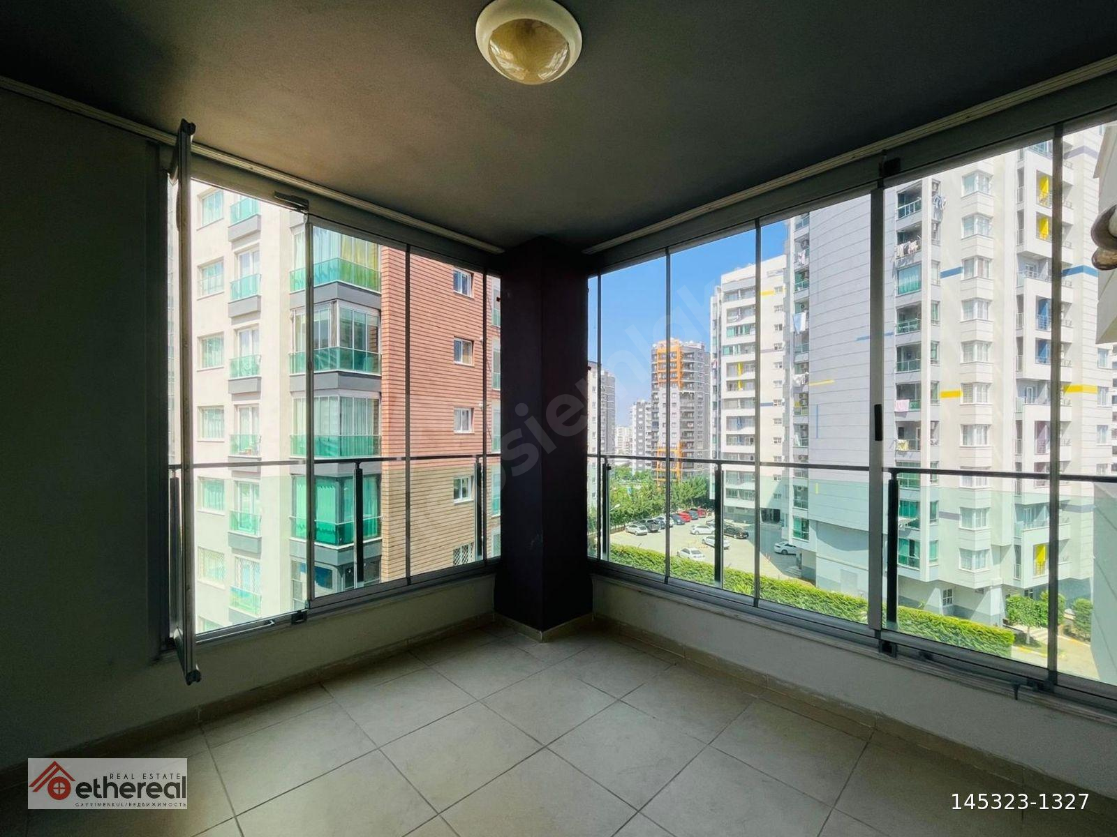 ETHEREAL'DEN ÇİFTLİKKÖY'DE KOMBİ CAM BALKONLU LÜKS KİRALIK 2,5+1