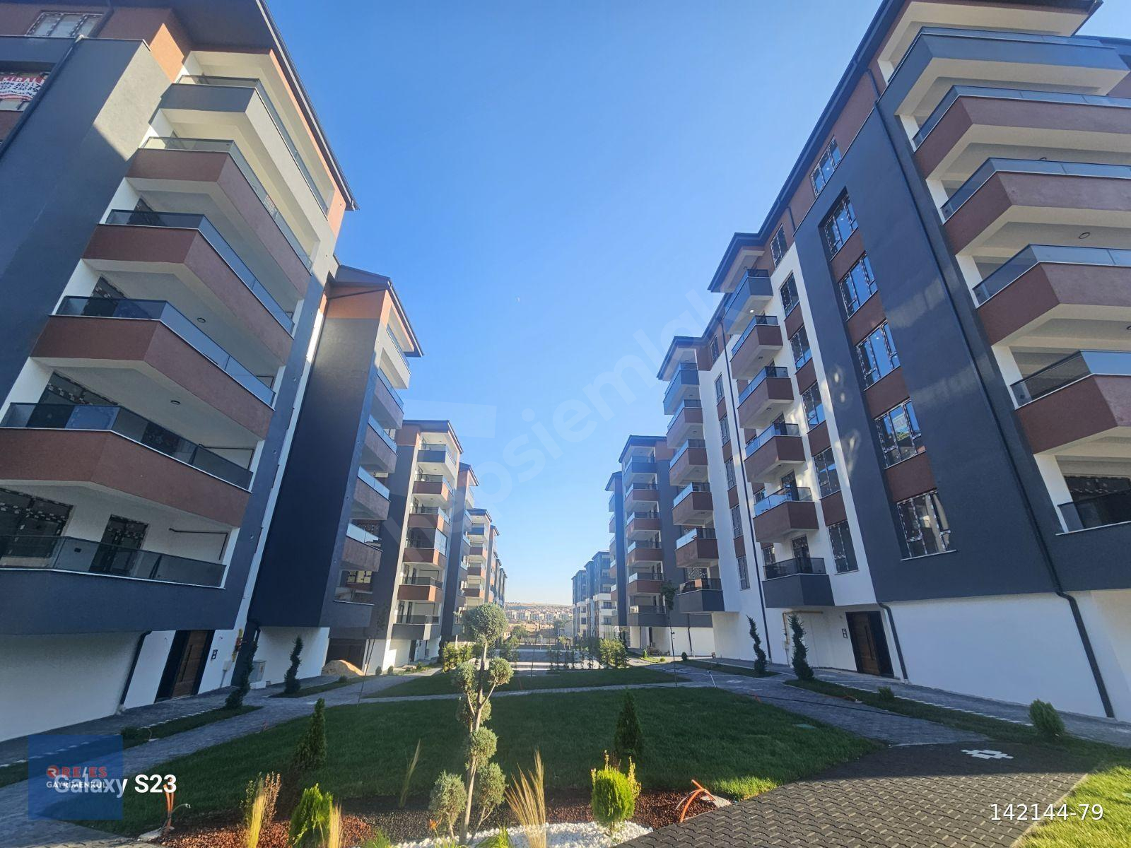 RE/ES'DEN EMEK'TE SİTE İÇİ HAVUZLU YÜKSEK KREDİ İMKANI 2+1 DAİRE
