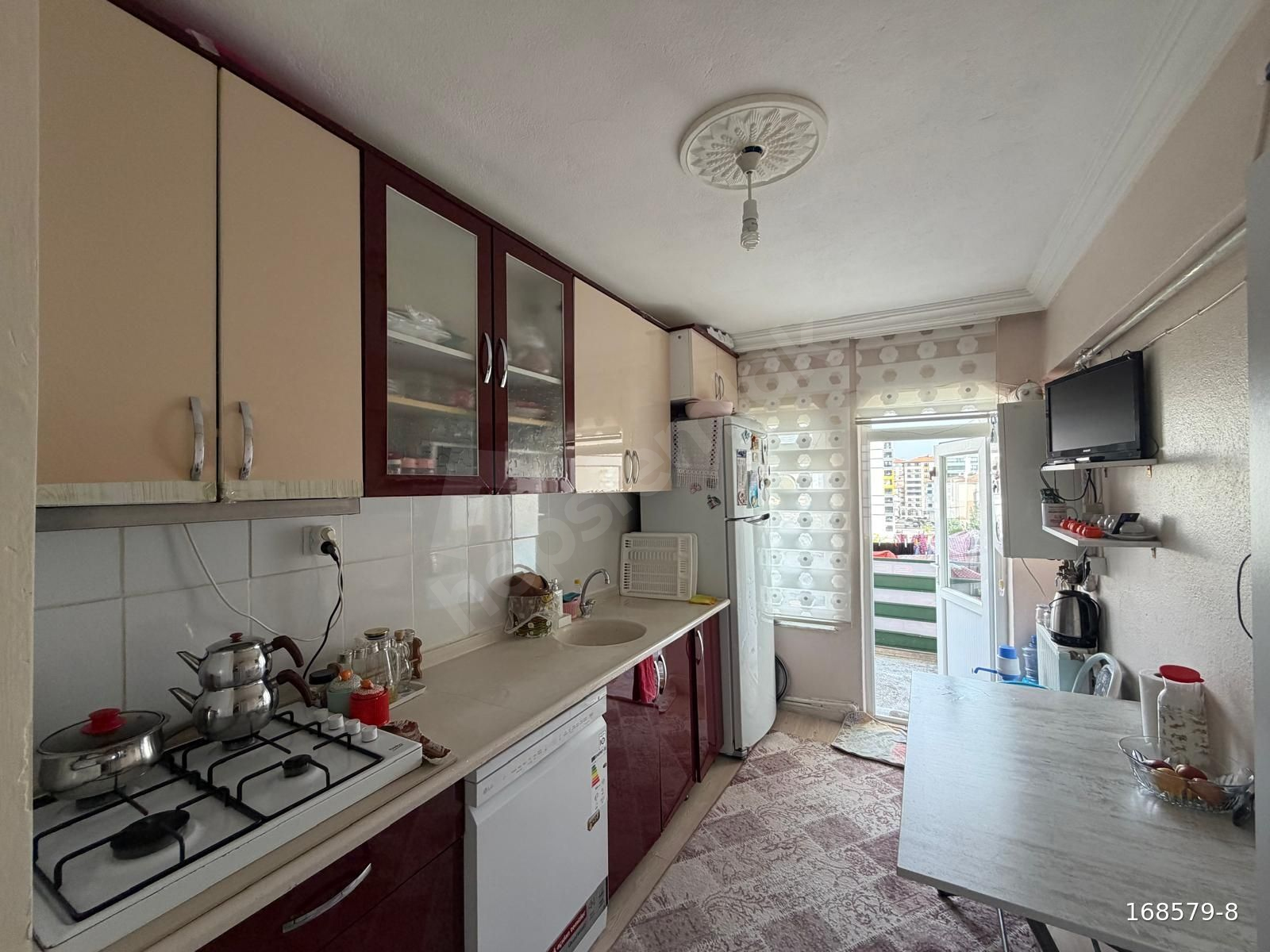 SEVİNÇ EMLAKTAN KÖK TAPULU SATILIK DAİRE