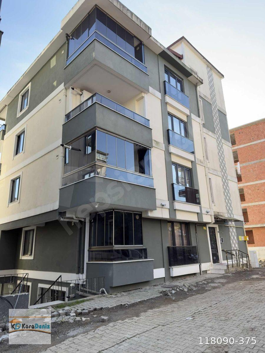KARADENİZ EMLAKTAN ŞEHİR MERKEZİNDE KAÇIRILMAYACK FIRSAT 3+1