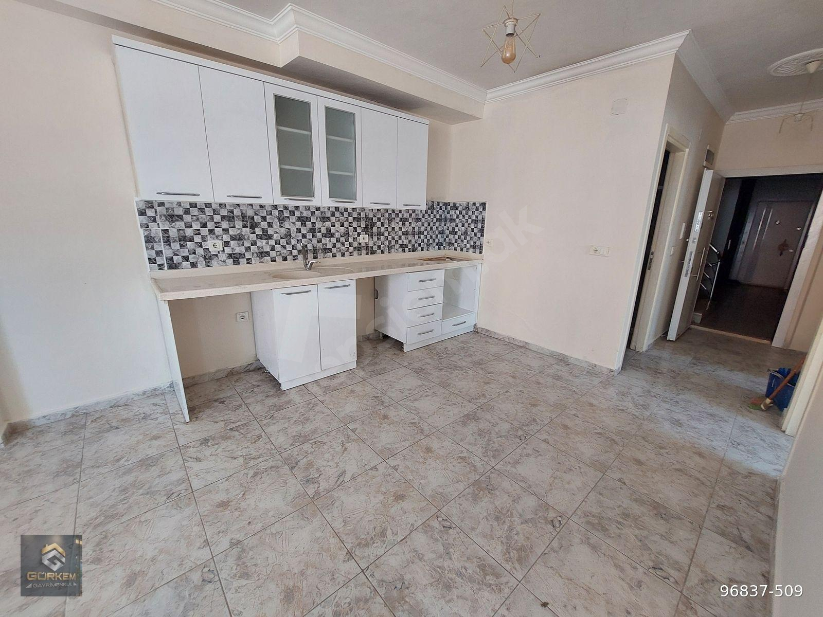 Şehrin Kalbinde Çarşı Merkezde 2+1 70m2 Satılık Daire