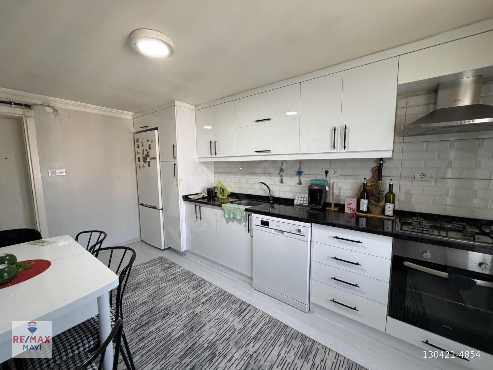 REMAX MAVİ'DEN ORTA MAH.'DE KİRALIK 2+1 DAİRE