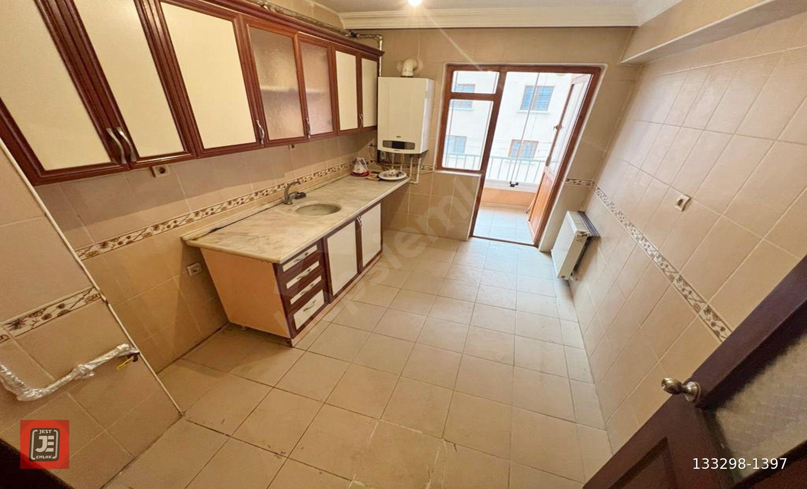 KUŞCAĞIZ'DA HAKİM SOKAK ÖN CEPHELİ ARA KATTA 3+1 FIRSAT DAİRE