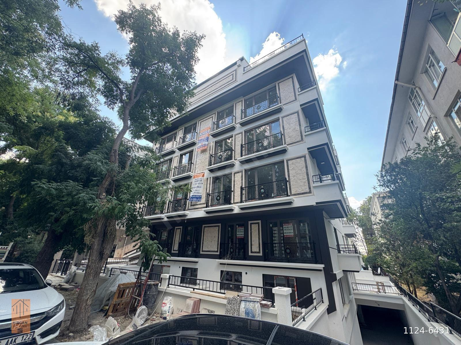 BAHÇELİ 32. (YENİ 64) SOKAKTA BİRCANDAN SIFIR KAPALI GARAJLI ASANSÖRLÜ FULL YAPILI TERASLI BAHÇEKATI