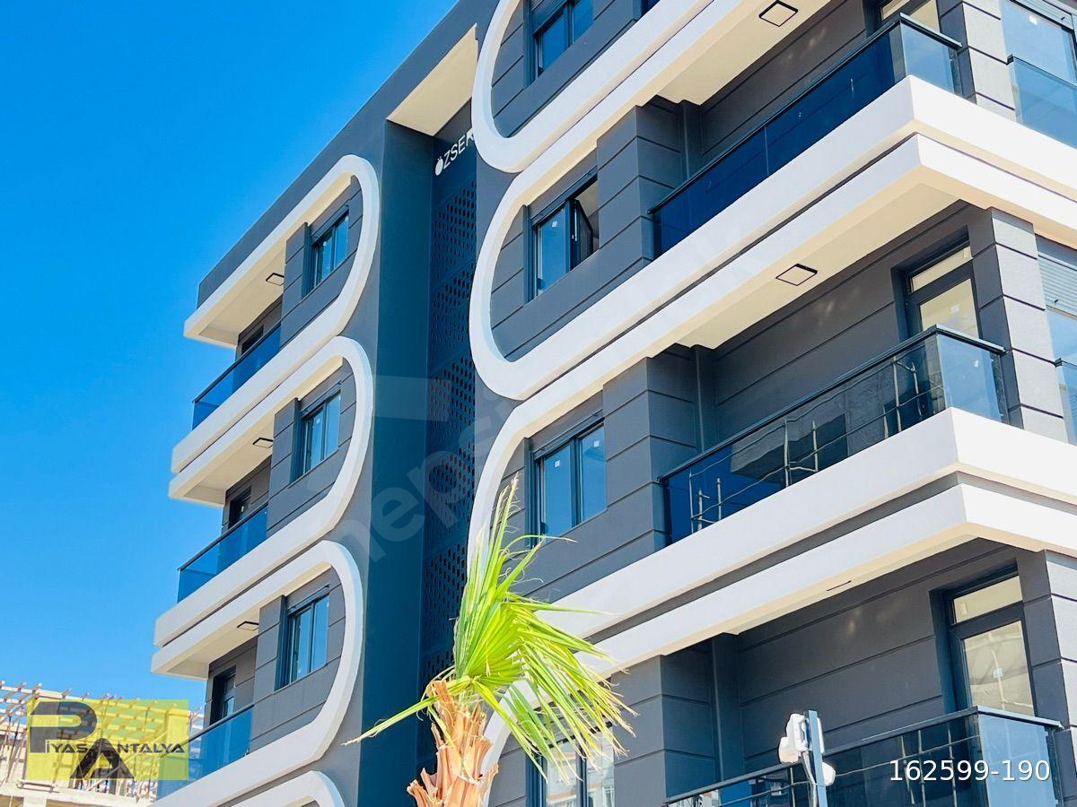Antalya’da 2+1 Sıfır Modern Mimarisiyle Satılık Daire