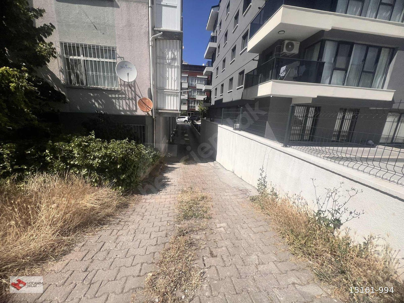 Yeşilyurt sok. Cinnah tarafı 3+1 açık otoparklı