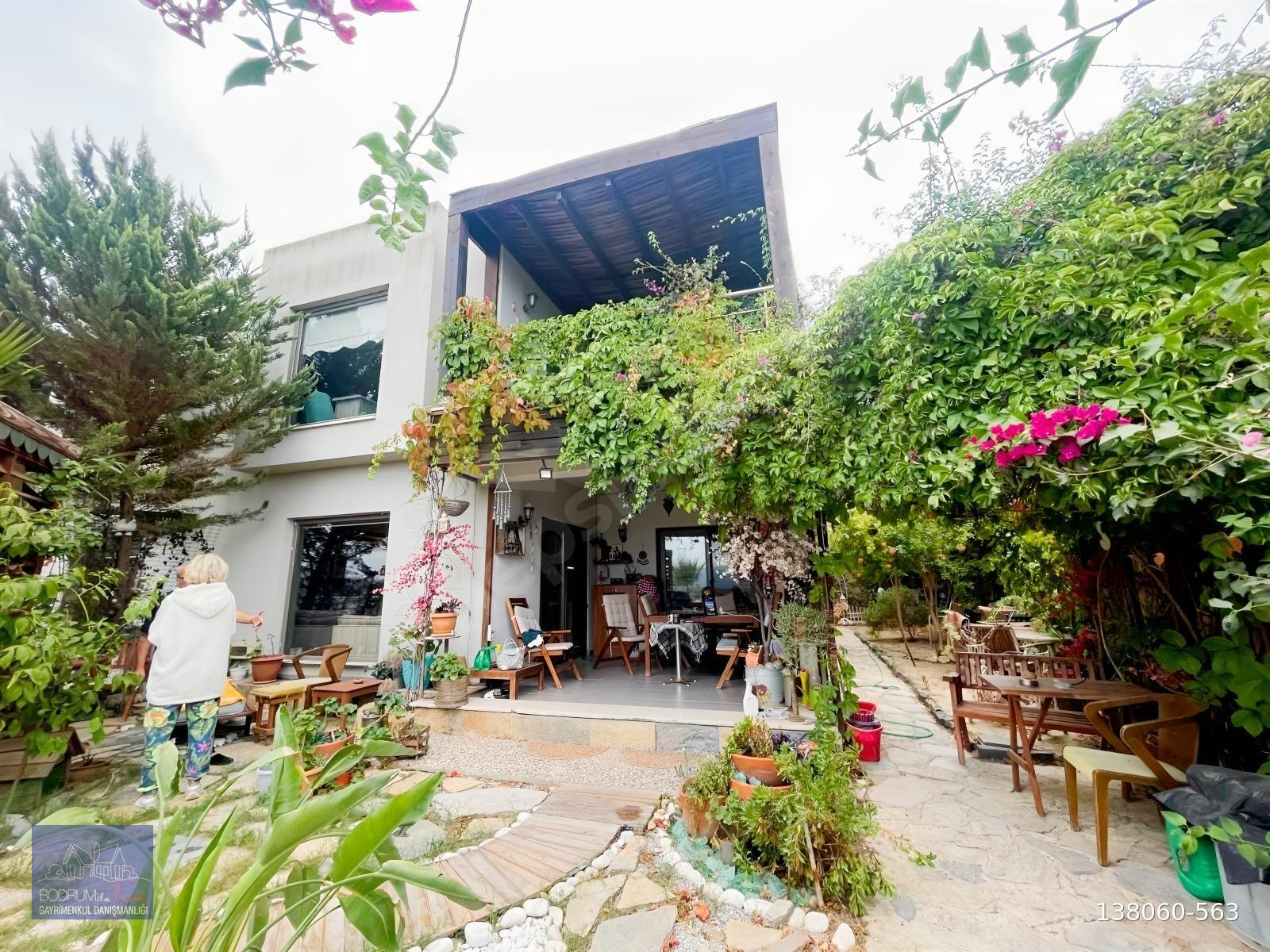 Milas Meşelik Flamingo Gölü Manzaralı Satılık 2+1 Bahçeli Daire