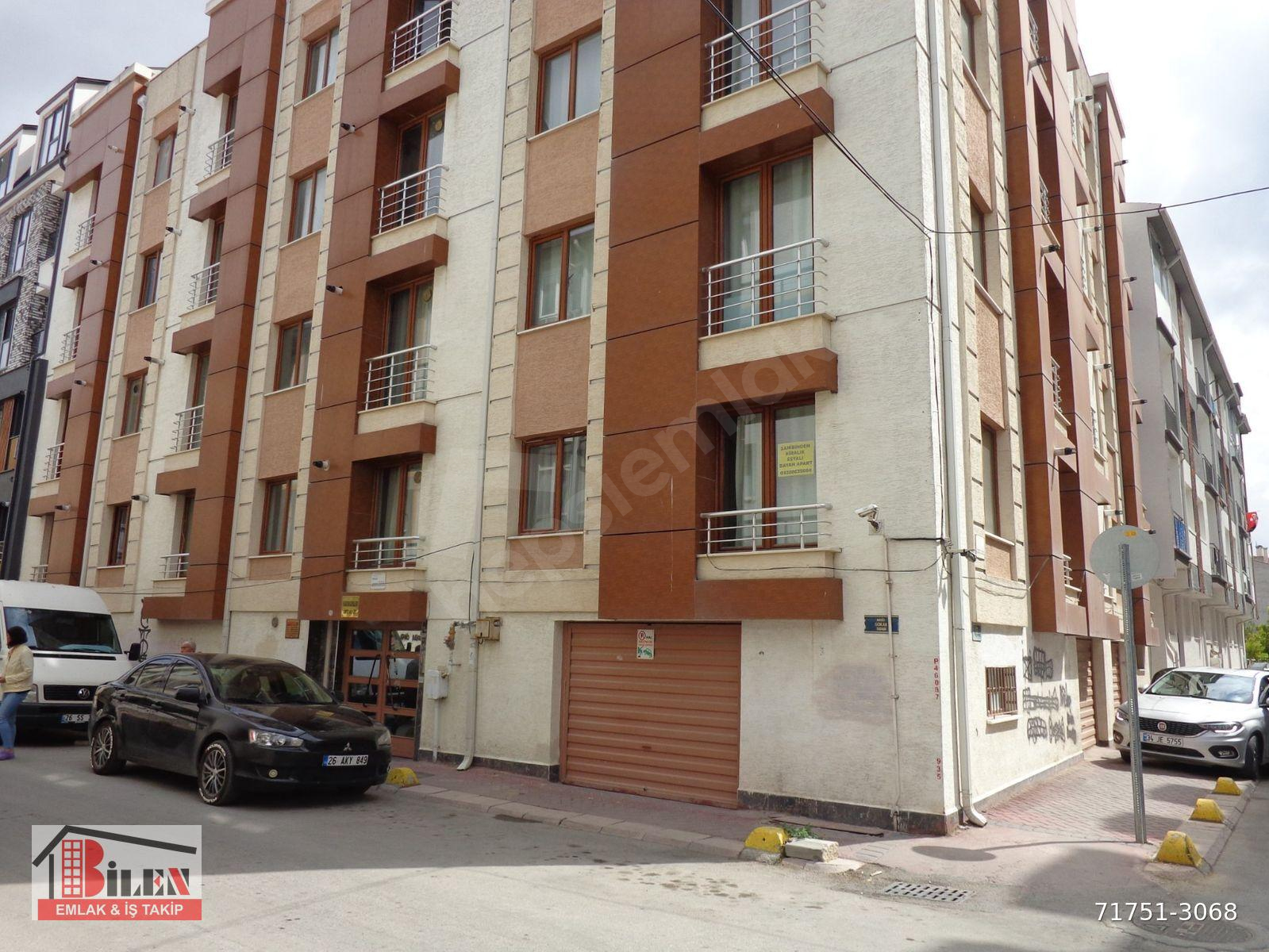 1+1 - 60m2 - EŞYALI - ARAKAT-ASANSÖR-AND.ÜNV. VE ESPARK YAKINI