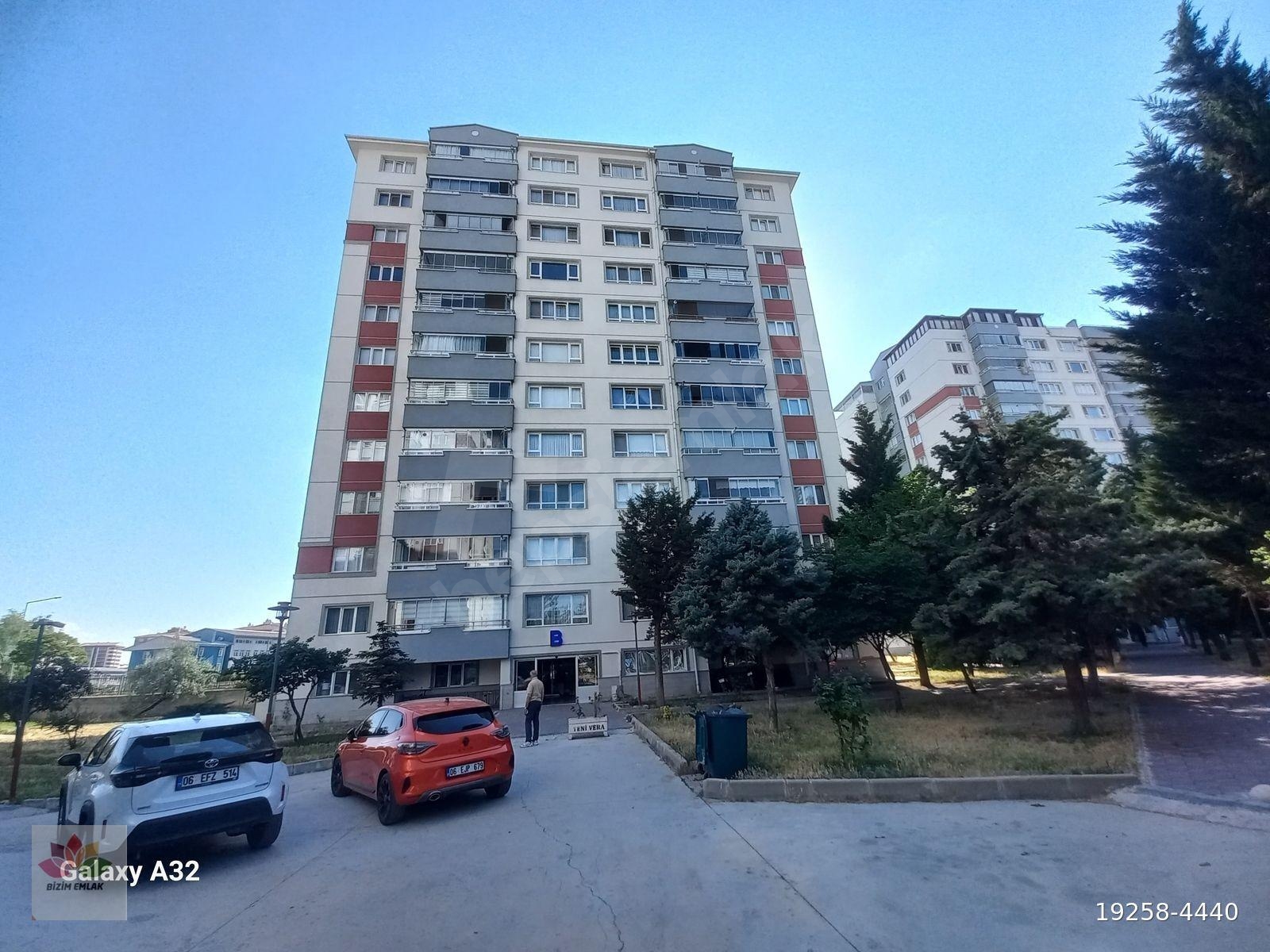 Ostim Mah.1467 Cad.Üzeri,İyi Yapılı,Güvenlikli,Çift Banyolu 3+1