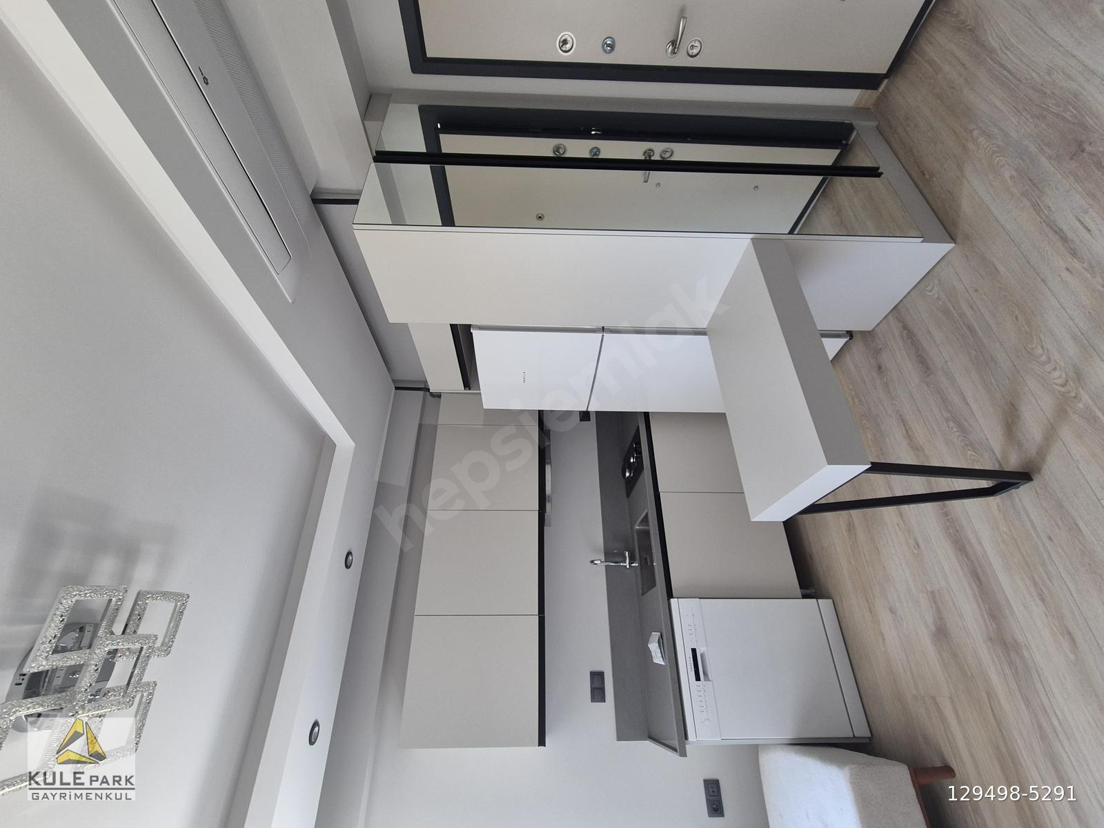 CADDE ÜZERİ 1+1 FULL EŞYALI DOĞALGAZLI EKSTRALI KİRALIK DAİRE