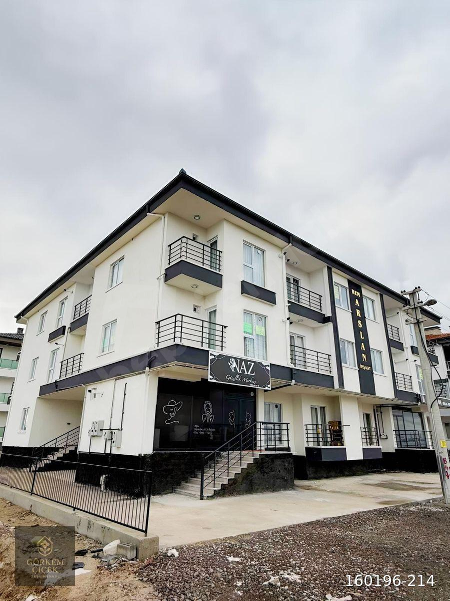 Milli Eğitim Akademisi Karşısı Durak Önü Kiralık 1+1 Daire