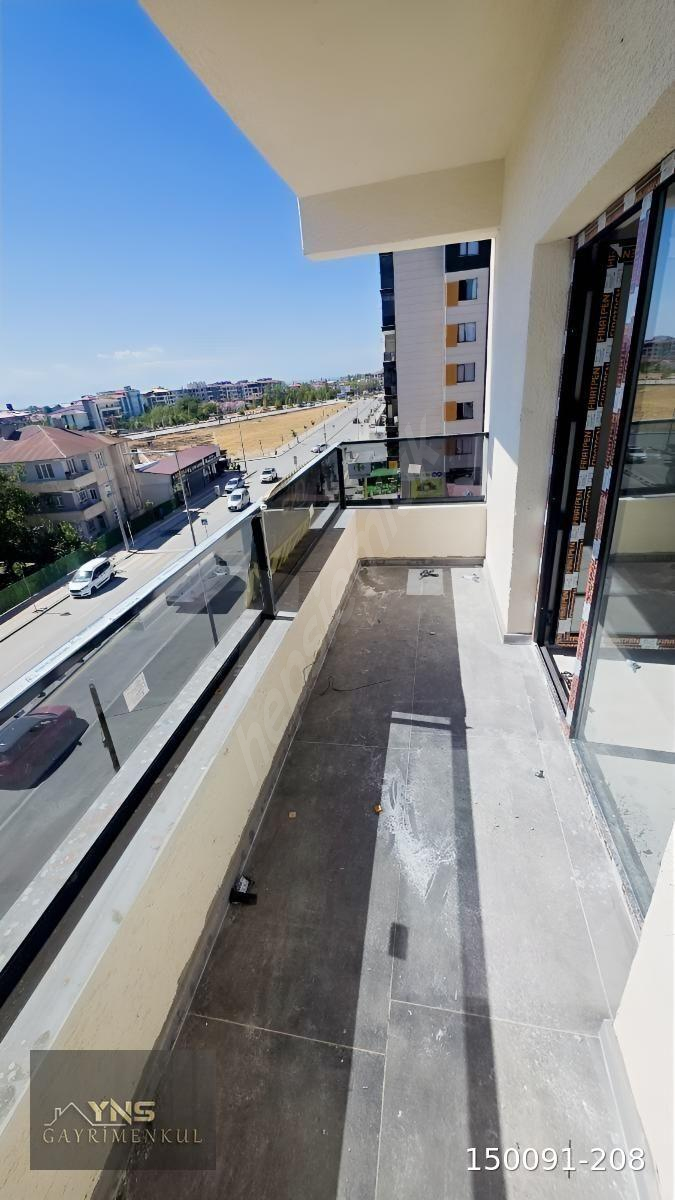 TERZİOĞLU CADDESİ'NDE SATILIK 3+1 DAİRE