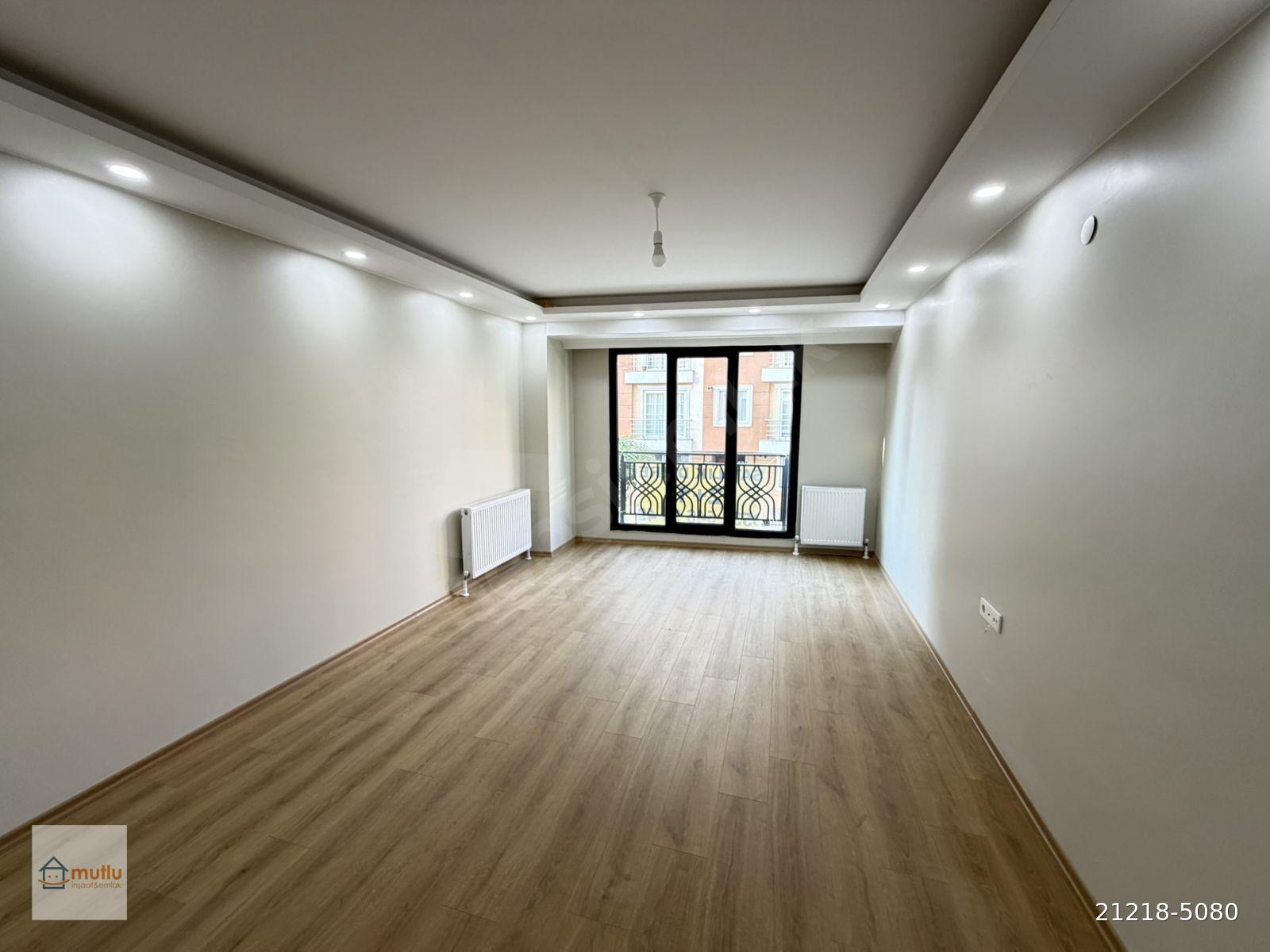 BAHÇELİEVLER UEFA KUPASI YAKINI, SIFIR, ARAKAT, KREDİYE UYGUN, 2+1 SATILIK DAİRE
