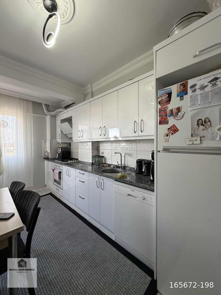 Efendi Mh. Hayber Camii Mevkii 2+1 100m² Satılık 3 Yıllık Daire