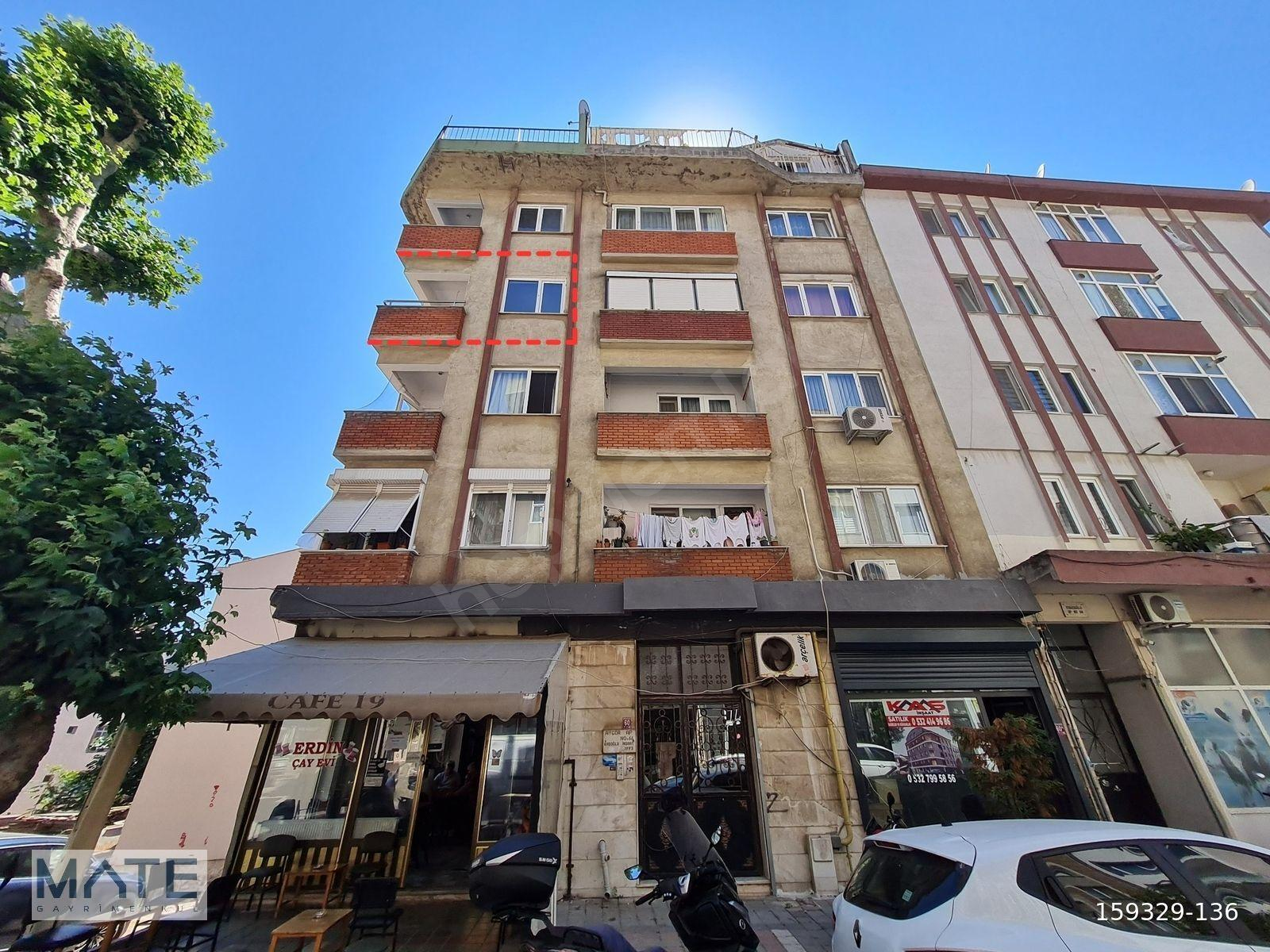 Boyalı, Bakımlı, Aydınlık, Ferah 2+1 Ara Kat Daire - Güney Cephe