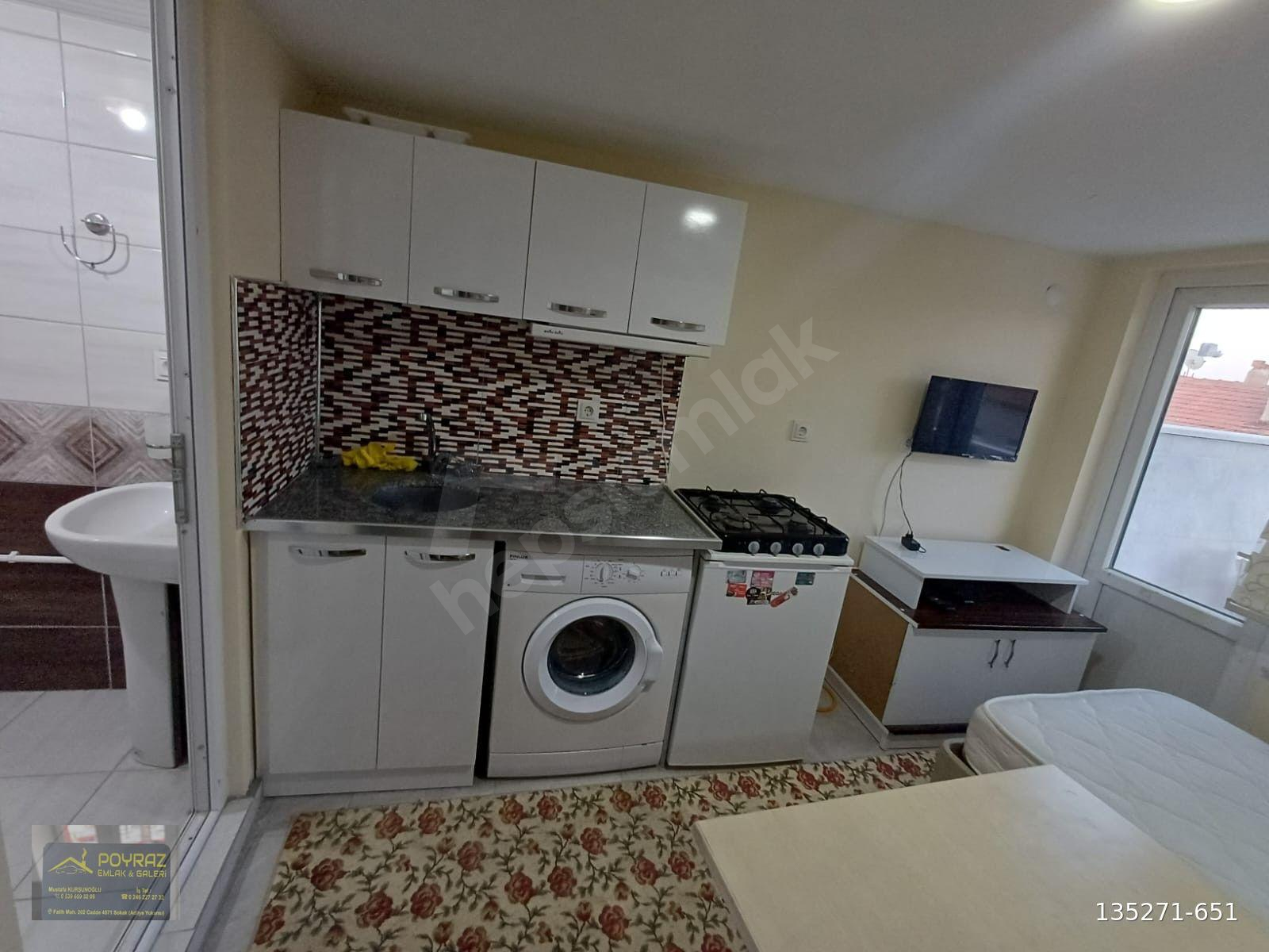 Fatih Mahallesi Kiralık 1+0 Balkonlu Apart