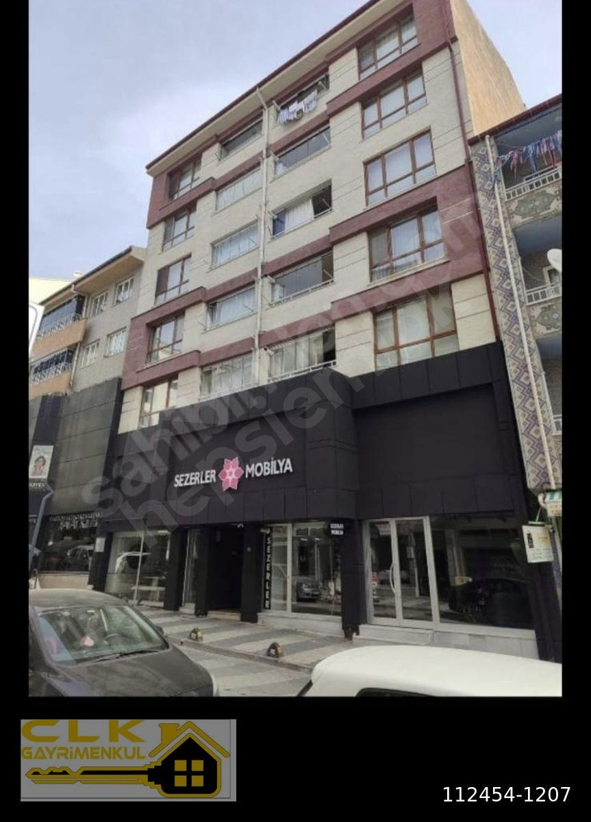 CLK GM'DEN EMİRDAĞ ÇARŞI MERKEZDE PTT CADDESİNDE SATILIK 3+1