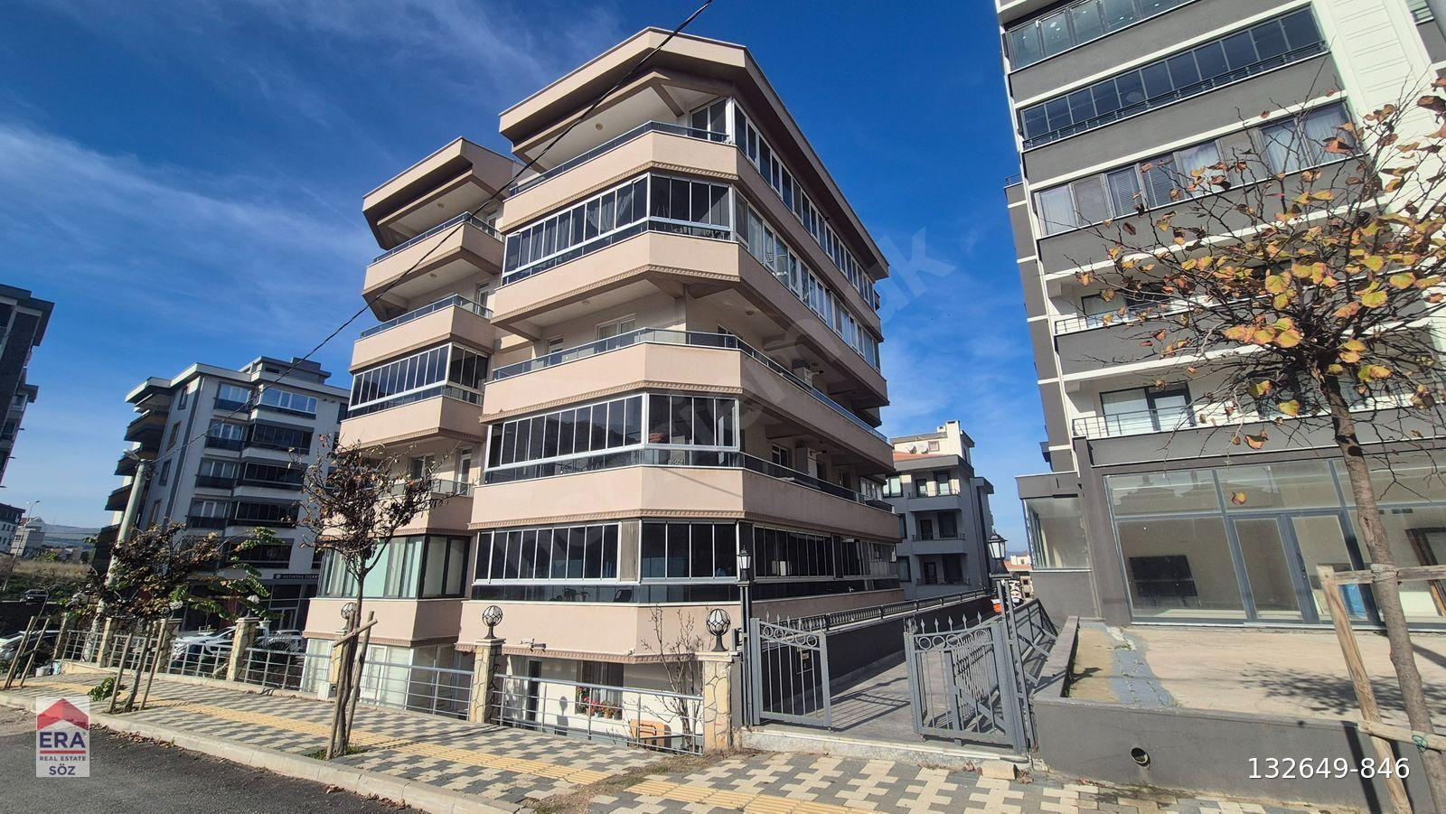 PREMIUM REALTY DEN BANDIRMA PAŞAKENT MAHALLESİN DE SATILIK 3+1 DAİRE