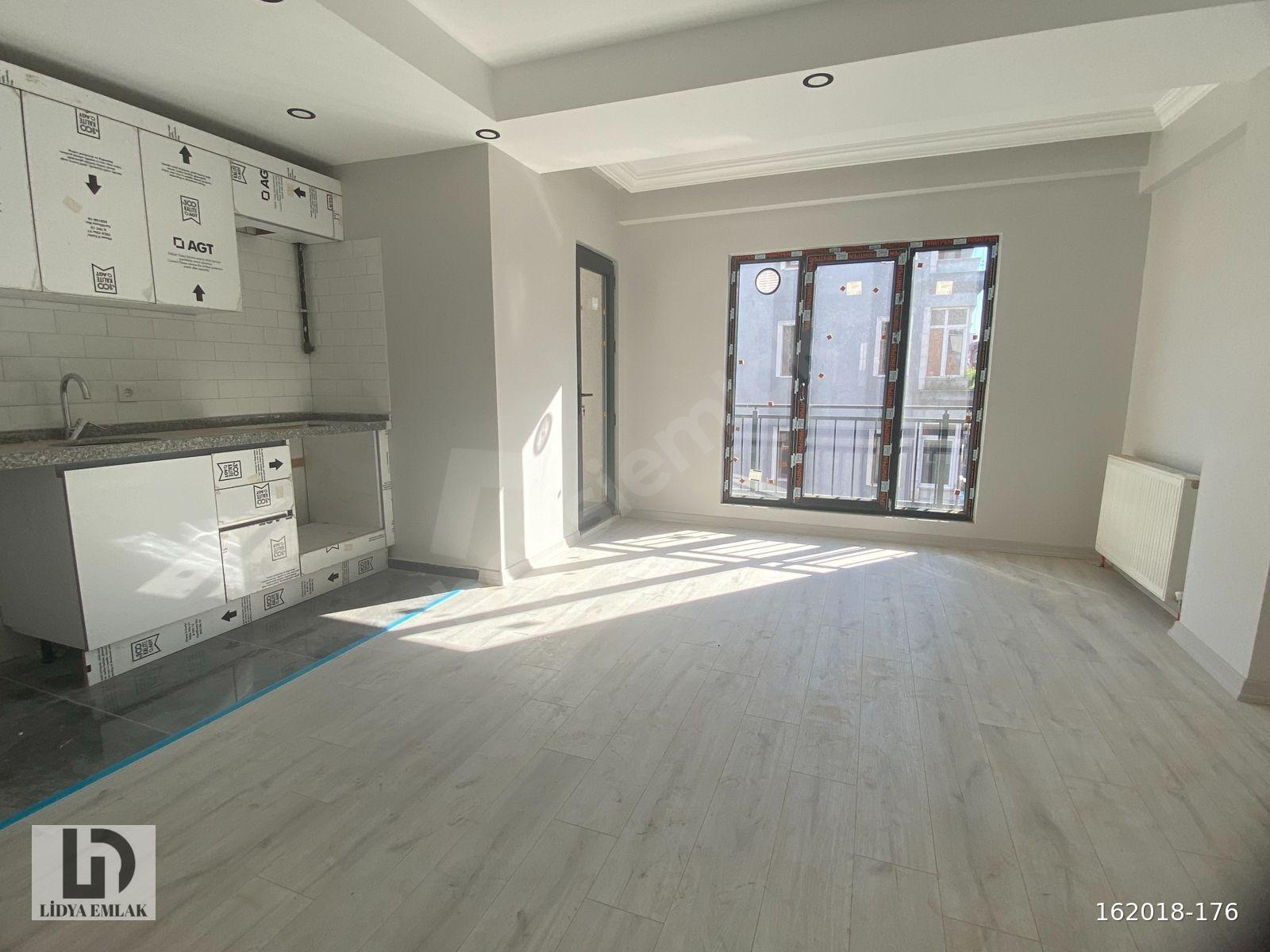 LİDYADAN AMBARLIDA SIFIR 2+1 ARA KAT ASANSÖRLÜ DAİRE
