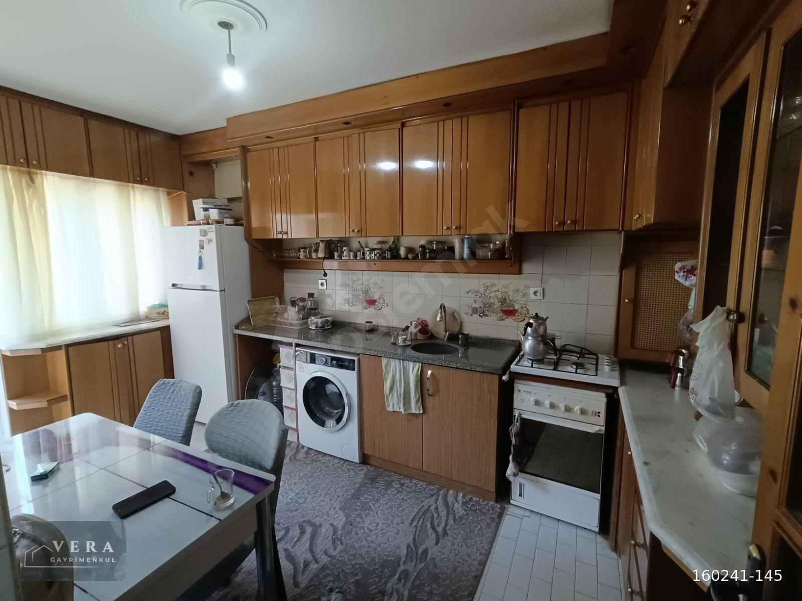 DENİZLİ DEĞİRMENÖNÜ ARA KAT 3+1 DAİRE