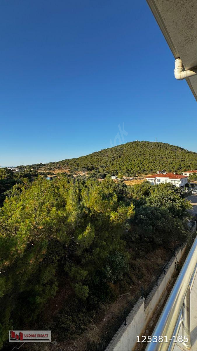 AYVALIK SARIMSAKLIDA FULL EŞYALI SATILIK DOĞA MANZARALI 2+1 DAİRE