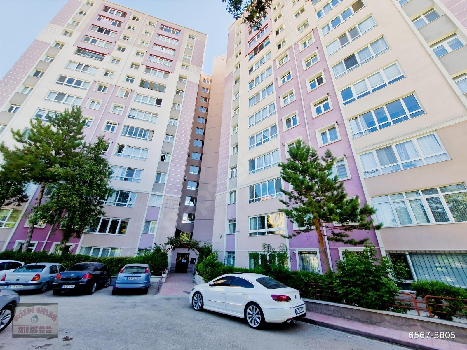 GÖZDE'DEN A BLOK'TA BAŞTAN SONA YENİLENMİŞ EBEVEYN BANYOLU 2+1