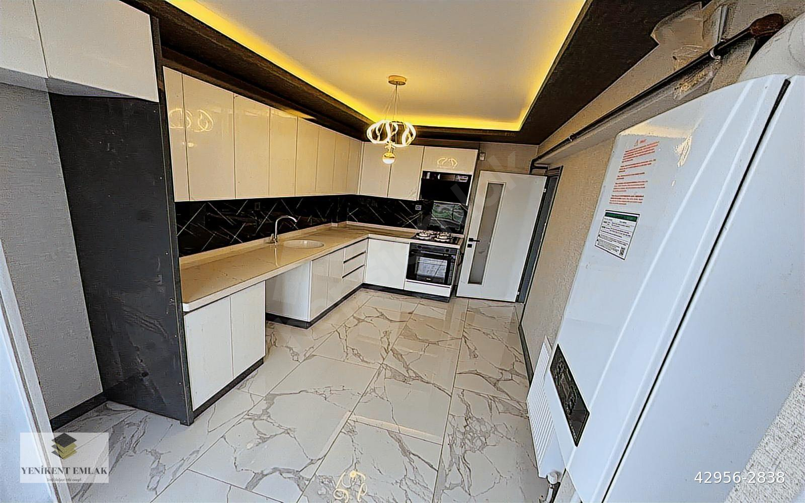 YENİKENT EMLAK'TAN PARK CPHE SÜPER LÜX 2+1 2 BALKONLU DAİRE