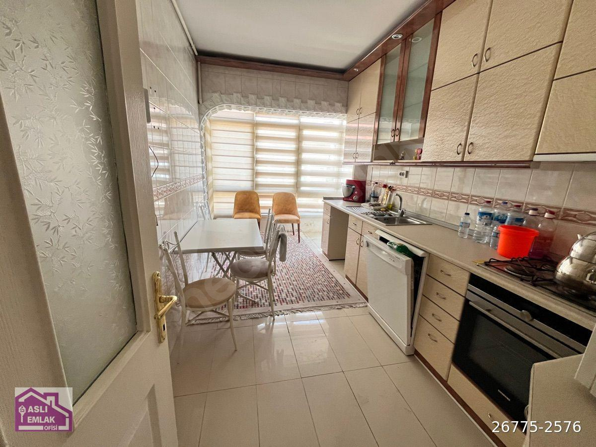 ASLI DAN SİNAN CADDE ÜSTÜ KOMBİLİ YAPILI GENİŞ BAĞIMLI ÖN CEPHE 3+1