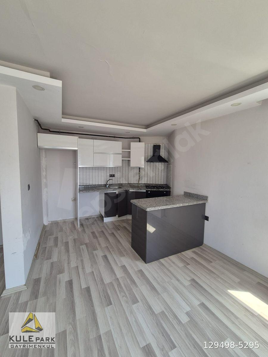 ÇARKIPARE'DE 2+1 AÇIK MUTFAK DOĞALGAZ CADDE ÜZERİ KİRALIK DAİRE