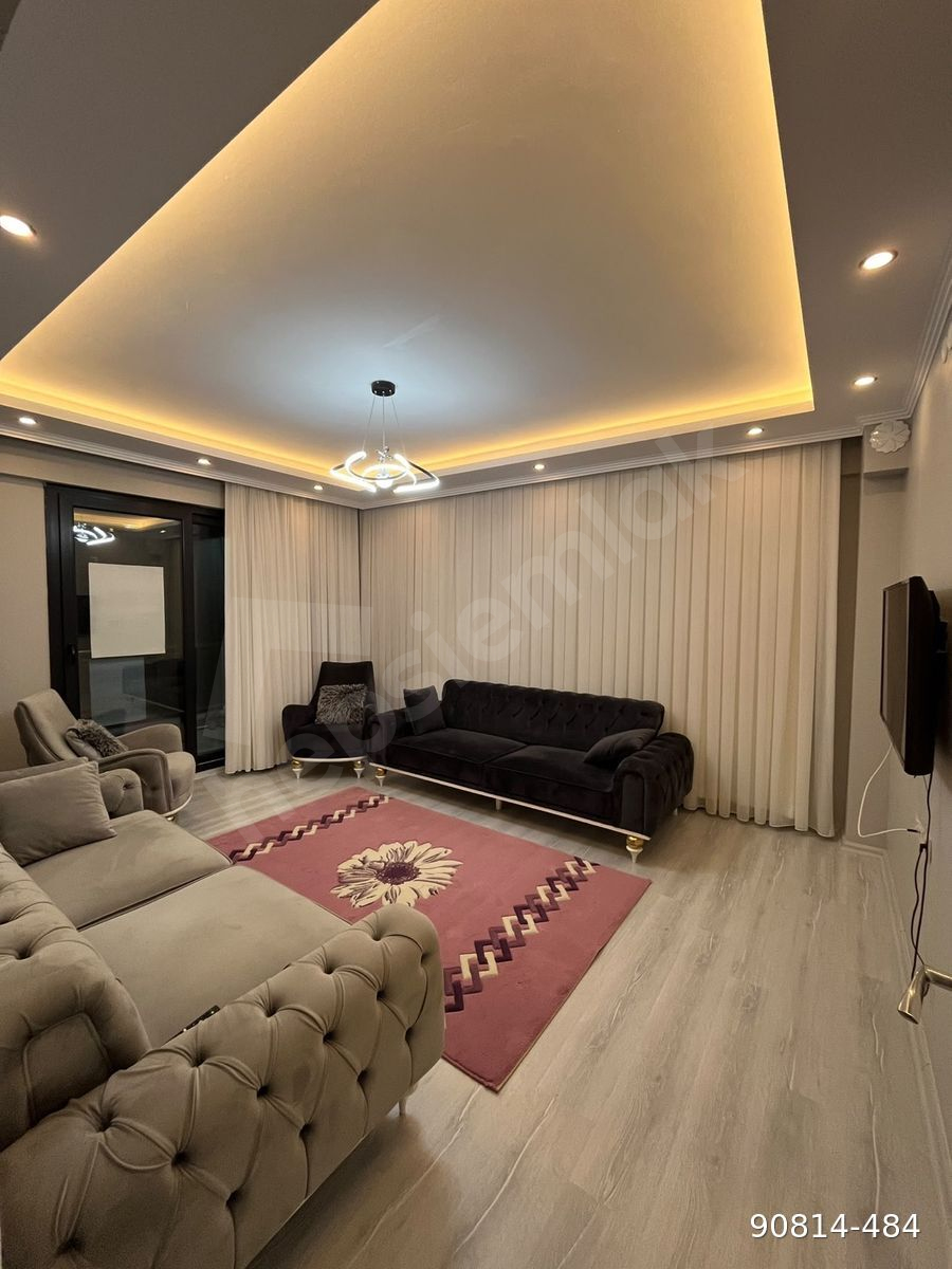 Çarşı merkezde arakat sıfırdan farksız sıfır eşyalı kiralık daire