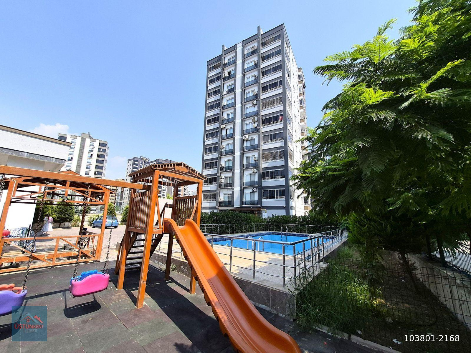 ÜSTÜNKENT'TEN AKDENİZ MAHALLESİNDE GENİŞ METRAJLI EŞYALI 4+1 !