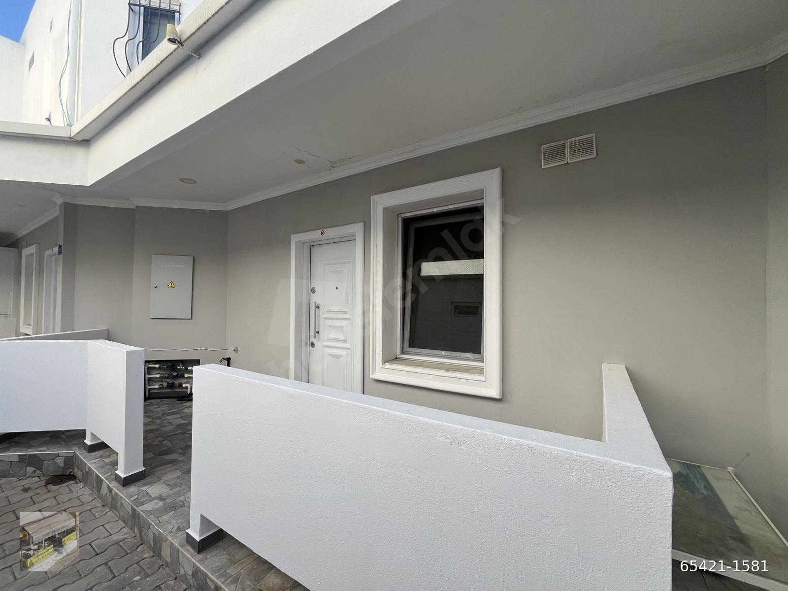 OASIS AVM CİVARI ANAYOLA YAKIN YENİLENMİŞ 2+1 ALT KAT