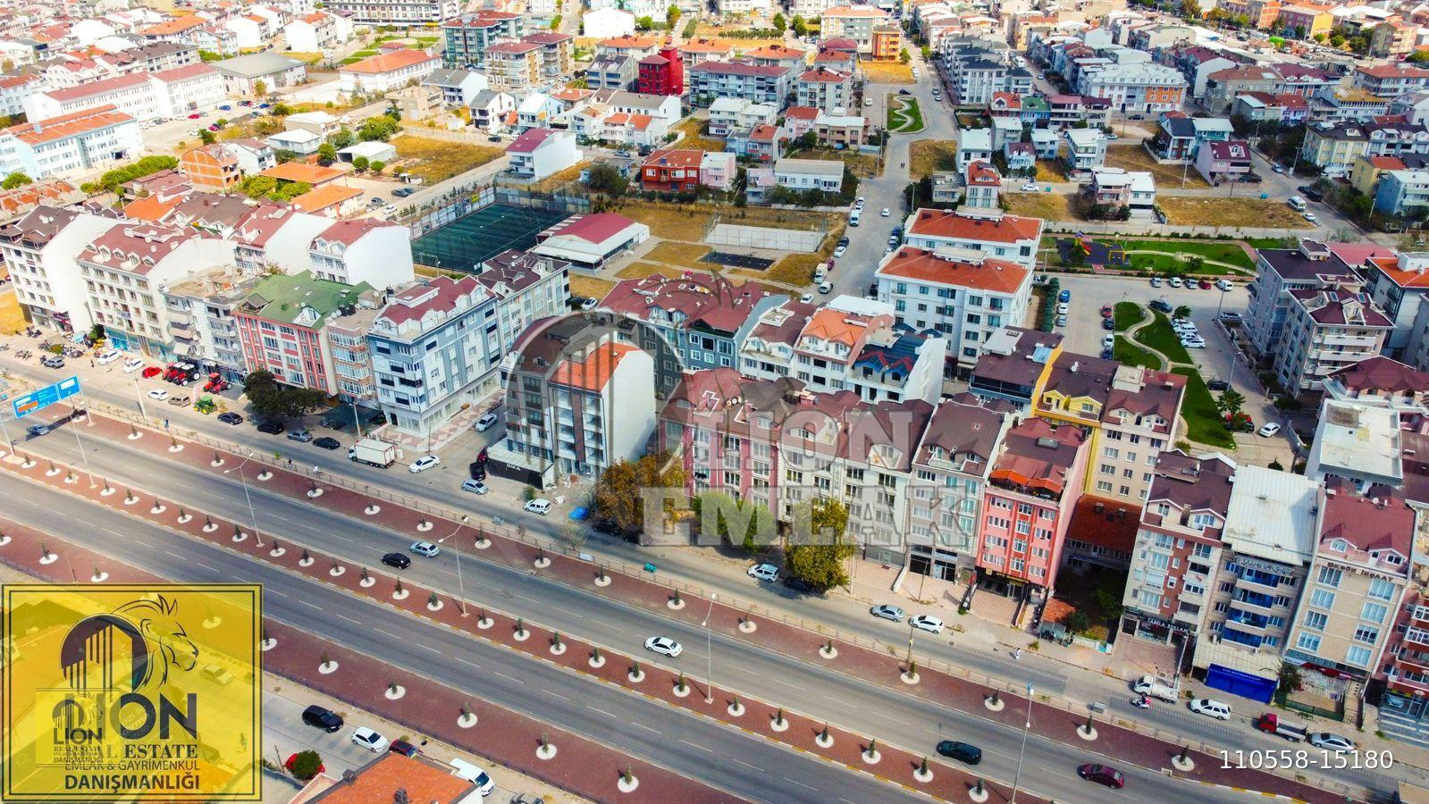LION EMLAK'TAN 600 EVLER'DE CADDE ÜZERİ ARAKAT KİRALIK 2+1 DAİRE