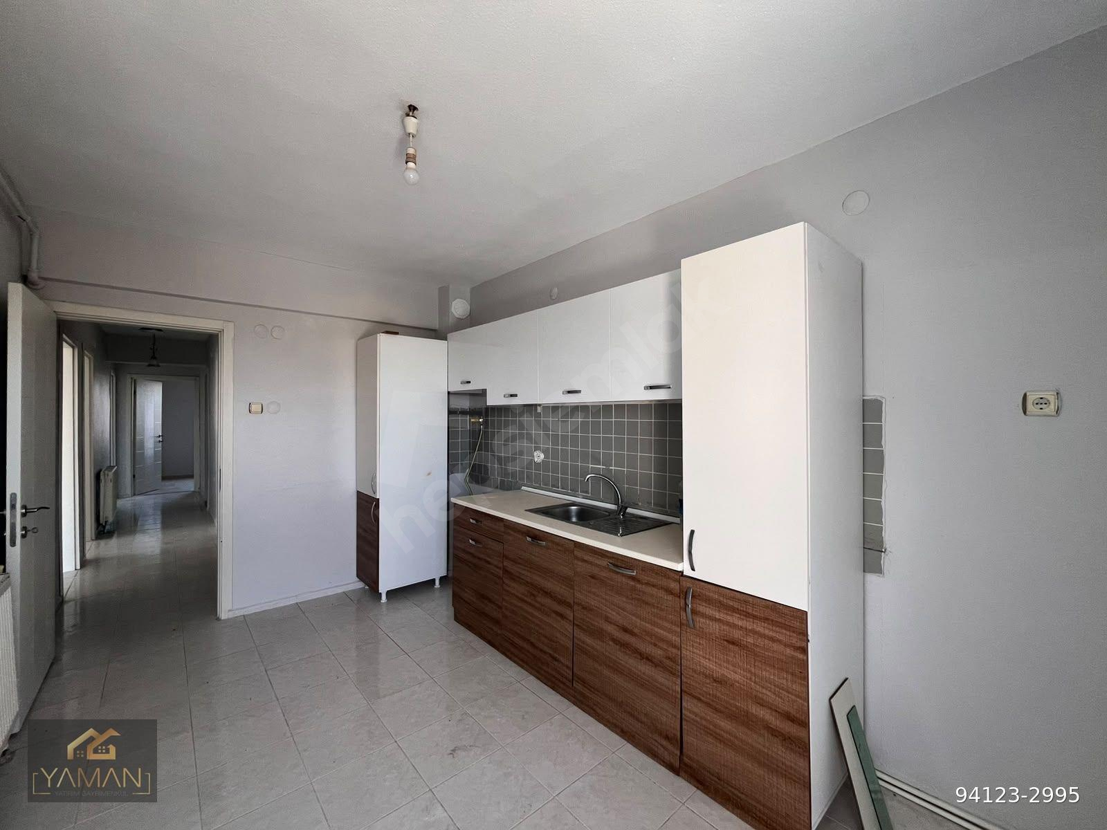 Gölet Karşısı Çağdaşkent Sitesi'nde 3+1 145m² Kiralık Daire