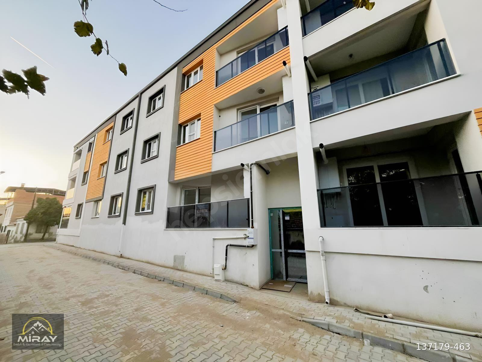 MİRAY EMLAKTAN YENİMAHALLEDE DOĞALGAZLI KİRALIK 2+1 DAİRE
