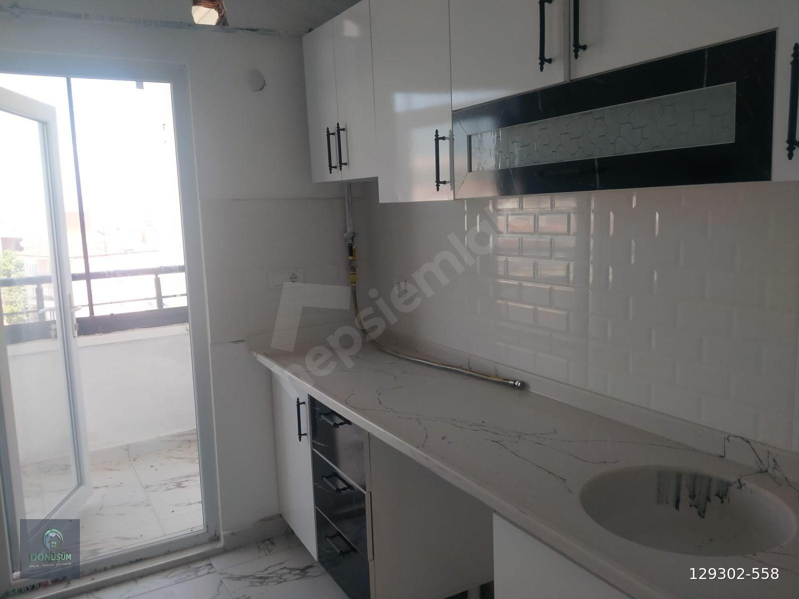 DÖNÜŞÜM EMLAKTAN HARMANLARDA 2+1 DAİRE FIRSATI