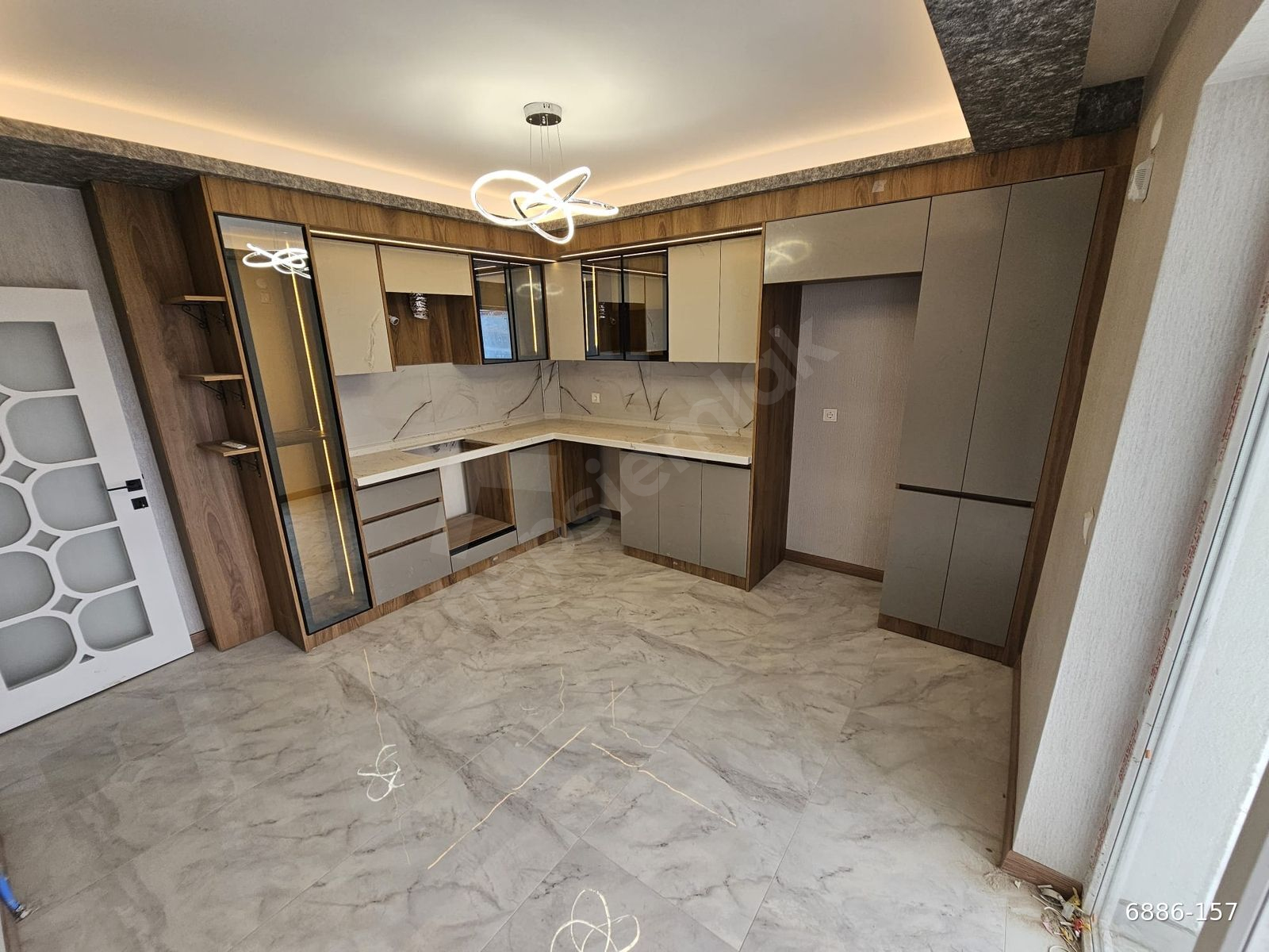 AYD'DEN M.KEMAL MAH SATILIK 3+1 ÇİFT BALKONLU 155M2 DAİRE