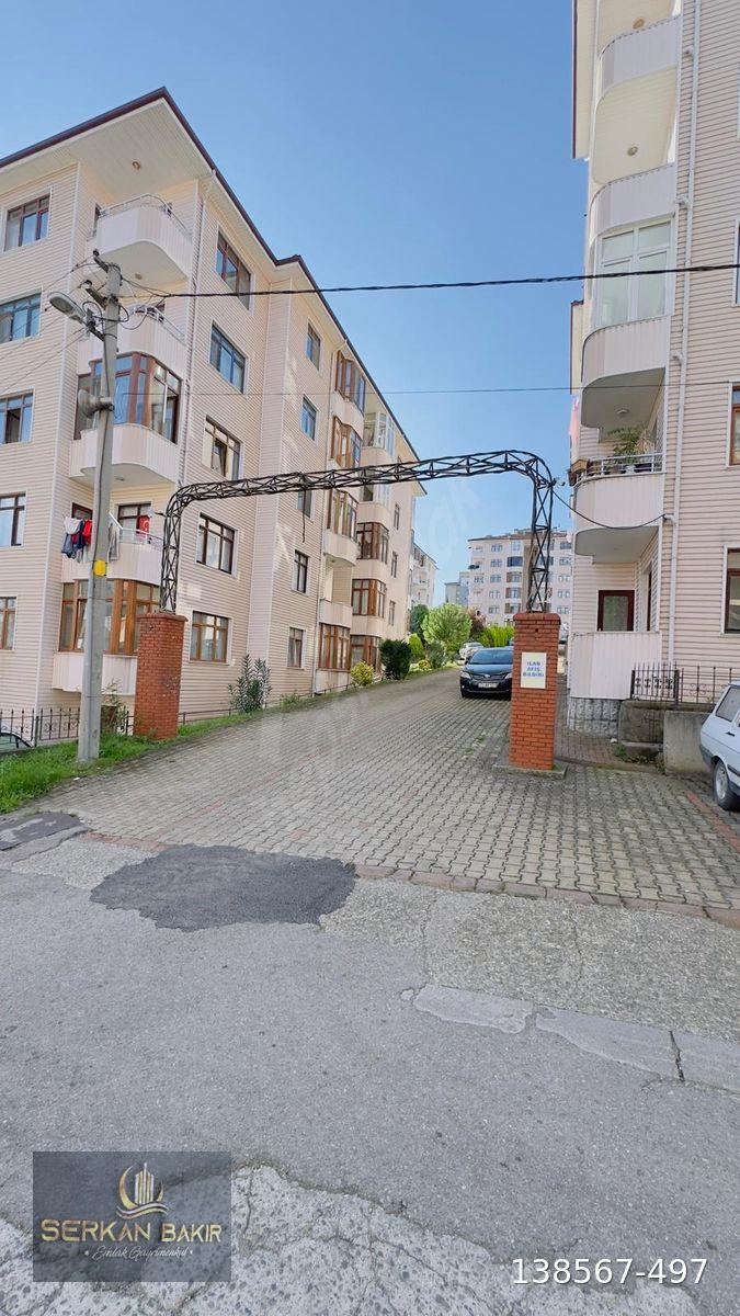 MERKEZ SİTE İÇİNDE KİRALIK ARAKAT GENİŞ 3+1 DAİRE