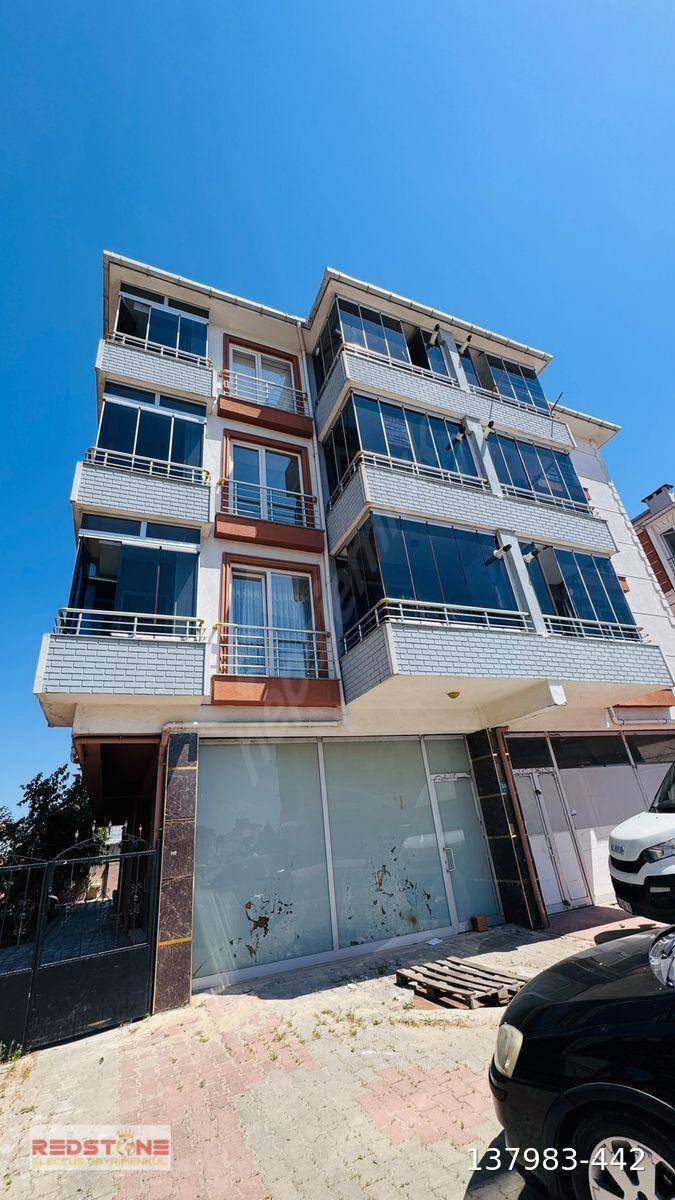 REDSTONE'DAN ÇOBANÇEŞMEDE E.BANYOLU BULVAR YAKININDA 3+1 120 M2