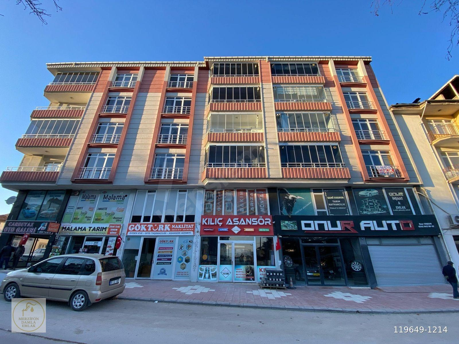 DAMLA EMLAK'TAN GAZİ CADDESİ ÜZERİ 3+1 150 M2 SATILIK DAİRE !