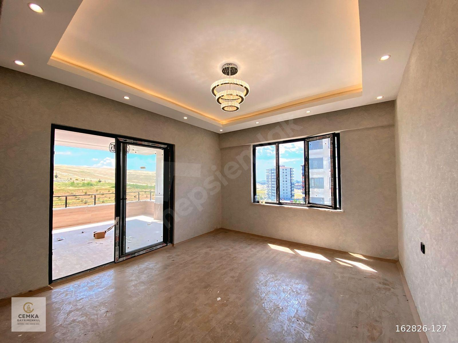 ALPASLANDA ÖNÜ KAPANMAZ MANZARALI FIRSAT SATILIK 3+1 DAİRE