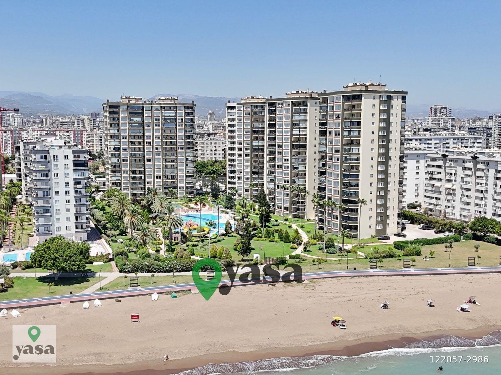 YAŞA GYD - SAHİLDEKİ PRESTİJİ LİPARİS 2'DE DENİZE SIFIR 325m²