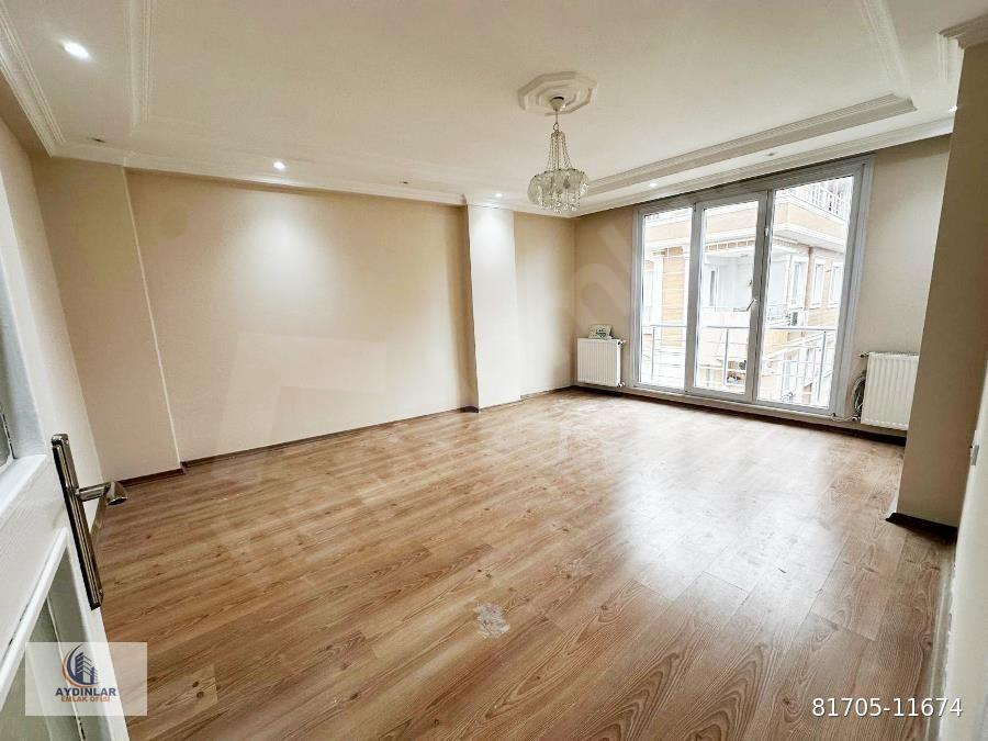 YENİBOSNA MUHAMMEDİYE CAMİ YAKINI SATILIK 6+1 DUBLEX DAİRE