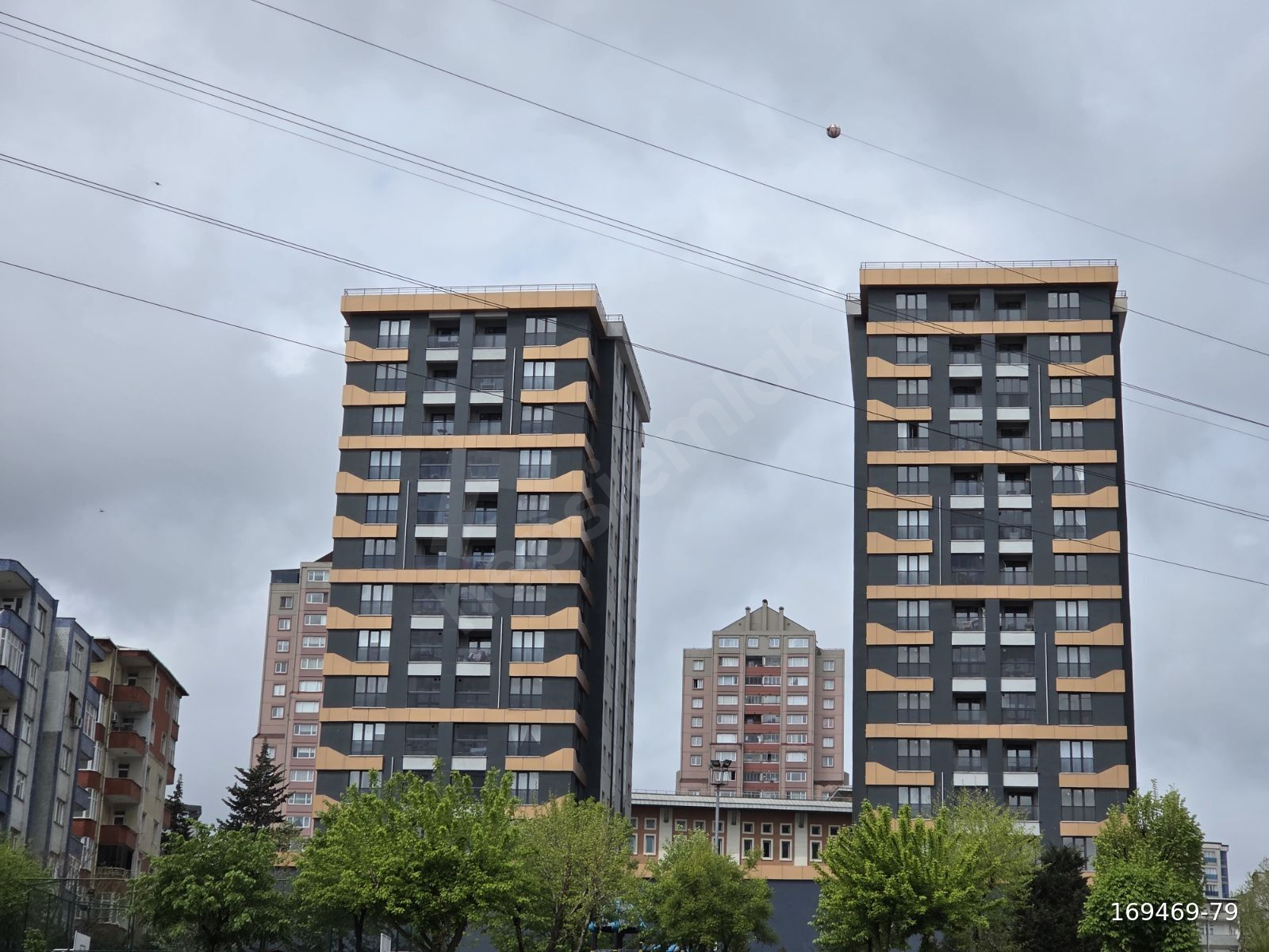 METROYA 2 DK SIFIR SİTE 3+1 110m2 K.OTOPARK GÜVENLİK CADDE PROJE