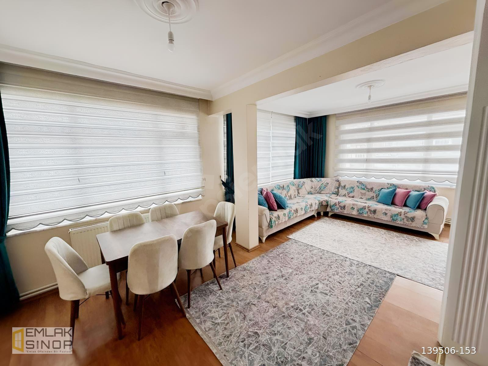 Sakarya Caddesinde 100m2 2+1 Kiralık Eşyalı Daire