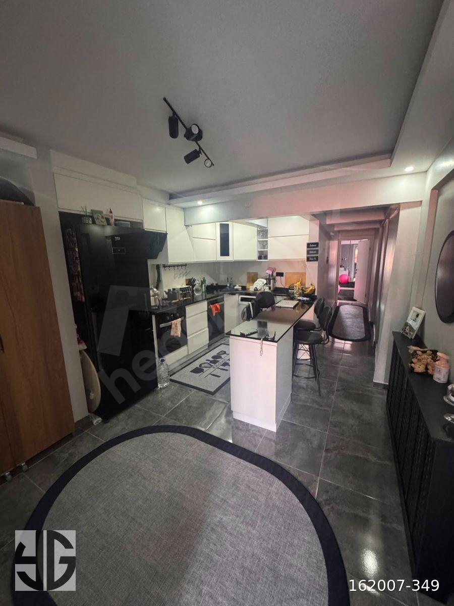 HOCAHASAN MAHALLESİ'NDE YATIRIMLIK VE OTURUMA HAZIR 85 m² FERAH 1+1 SATILIK DAİRE!