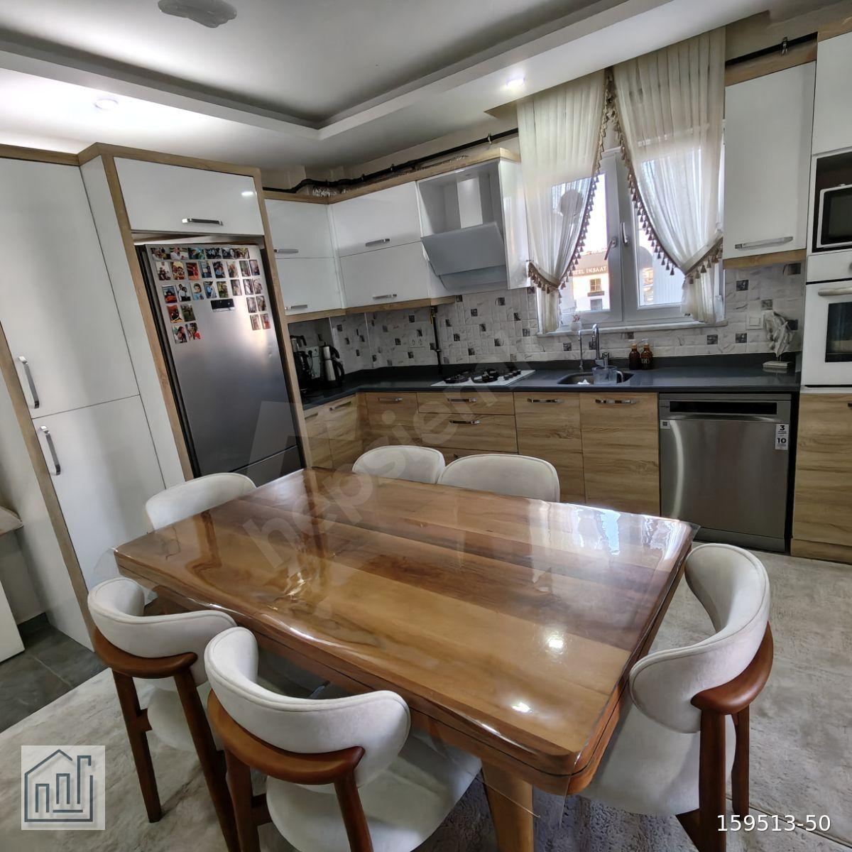 Antalya Döşemealtı site içi havuzlu 3+1 full kredili satılık daire