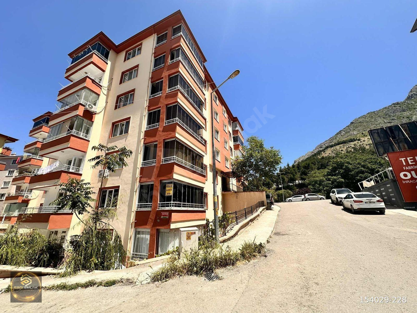 HACILAR MEYDANIN DA SATILIK FIRSAT 3+1 DAİRE