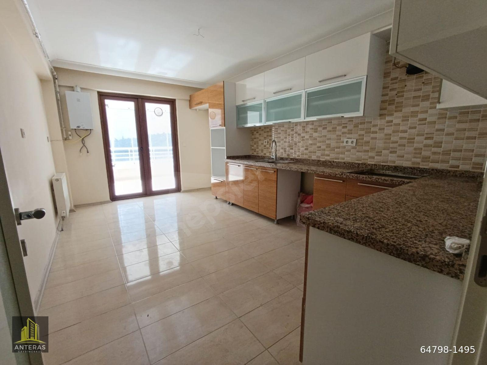 PAMUKLAR MUHTARLIK YAKINI GENİŞ m² 4+1 EBEVEYN BANYOLU DAİRE